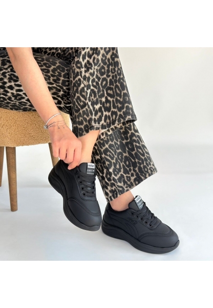 Yejja Siyah Cilt Bağcıklı Spor Ayakkabı