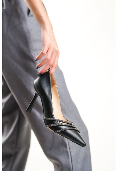 Kadın İnce Topuklu Stiletto TR040Y15A