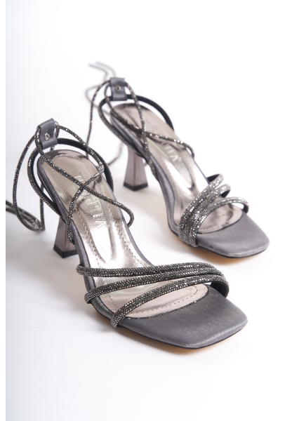 Kadın Topuklu Sandalet TR125Y04D